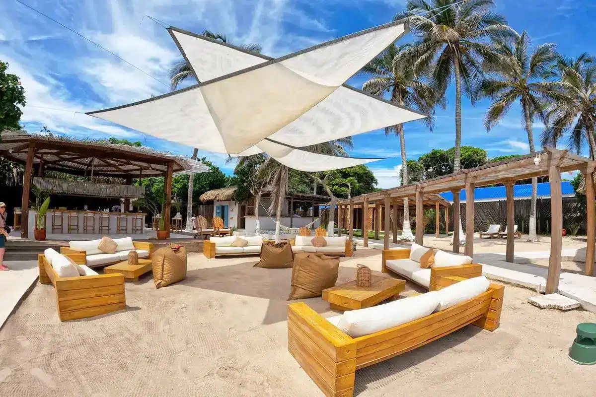 Mangata Beach Club - Image 11