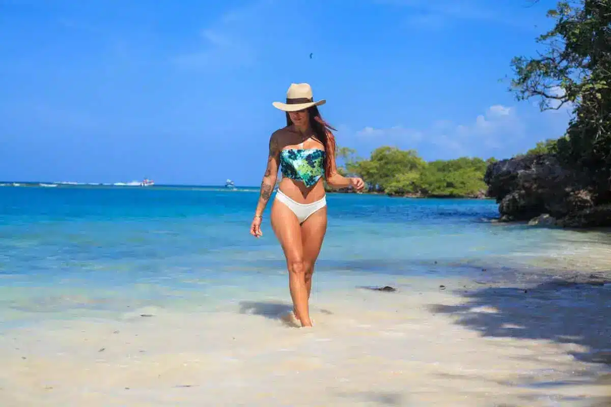 Mangata Beach Club - Image 9