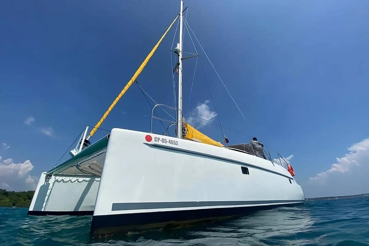 Catamarán Sirenas - Image 6